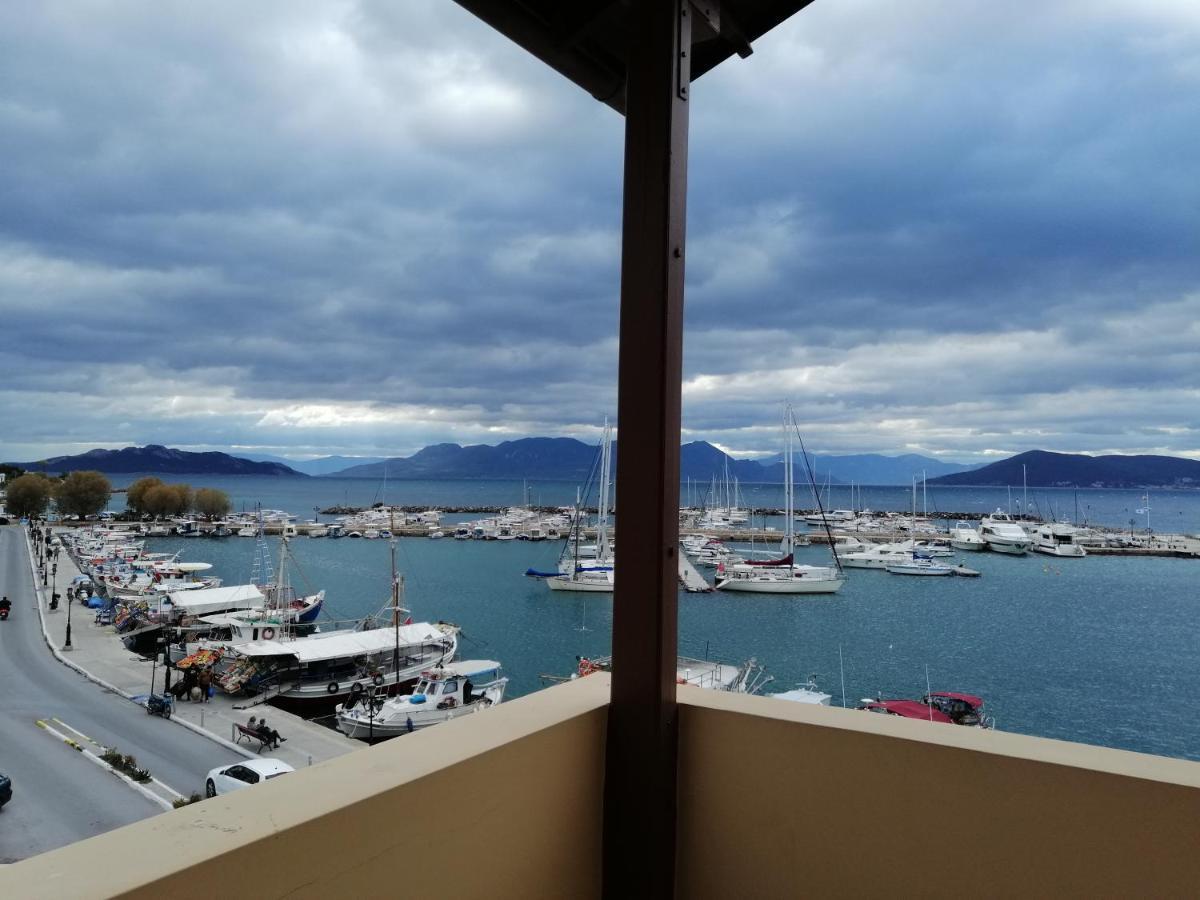 Aegina Port Apt 2-Διαμέρισμα Στο Λιμάνι Της Αίγινας 2 Kültér fotó