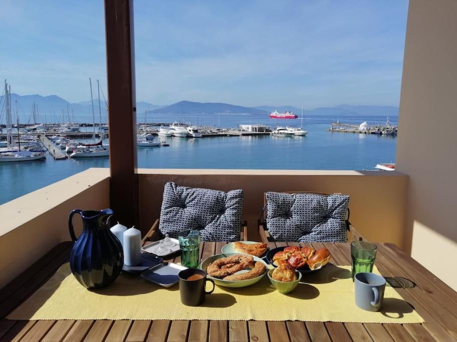 Aegina Port Apt 2-Διαμέρισμα Στο Λιμάνι Της Αίγινας 2 Kültér fotó