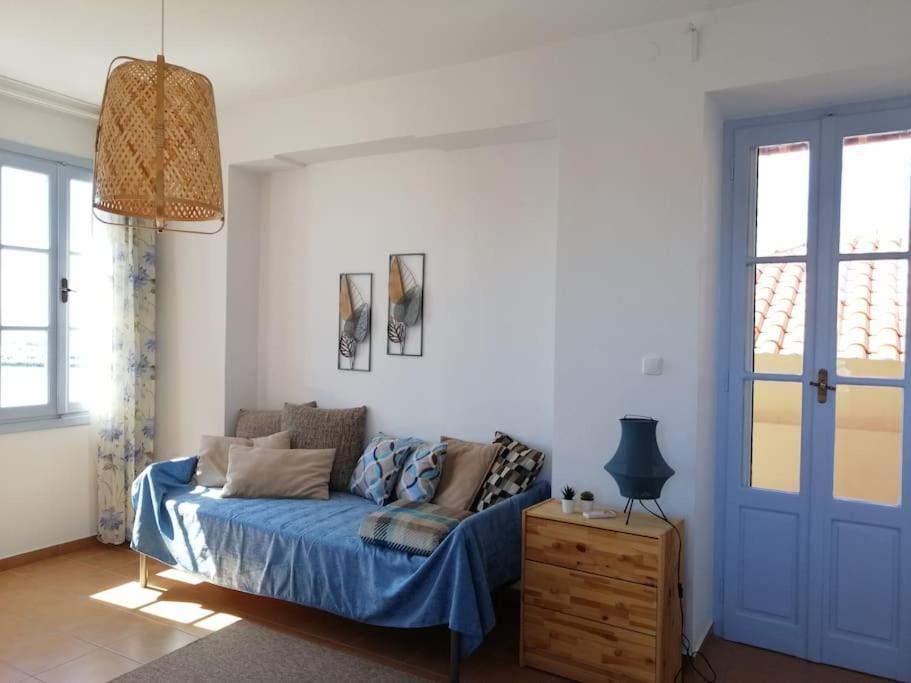 Aegina Port Apt 2-Διαμέρισμα Στο Λιμάνι Της Αίγινας 2 Kültér fotó
