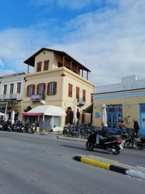 Aegina Port Apt 2-Διαμέρισμα Στο Λιμάνι Της Αίγινας 2 Kültér fotó