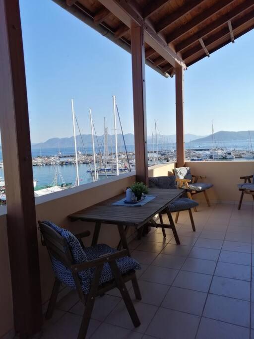 Aegina Port Apt 2-Διαμέρισμα Στο Λιμάνι Της Αίγινας 2 Kültér fotó