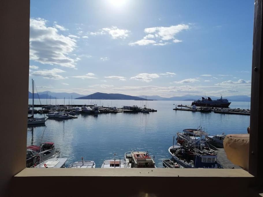 Aegina Port Apt 2-Διαμέρισμα Στο Λιμάνι Της Αίγινας 2 Kültér fotó
