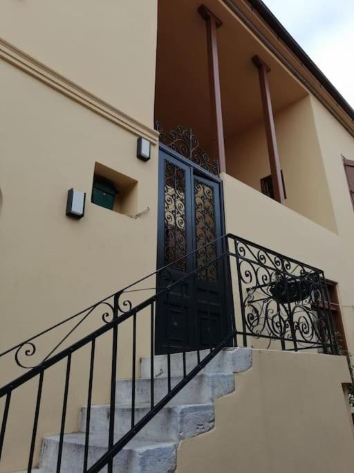 Aegina Port Apt 2-Διαμέρισμα Στο Λιμάνι Της Αίγινας 2 Kültér fotó
