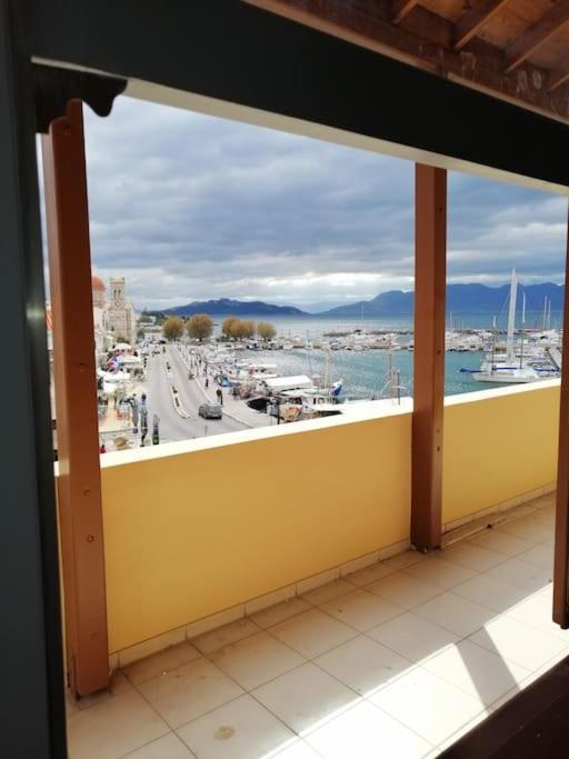 Aegina Port Apt 2-Διαμέρισμα Στο Λιμάνι Της Αίγινας 2 Kültér fotó